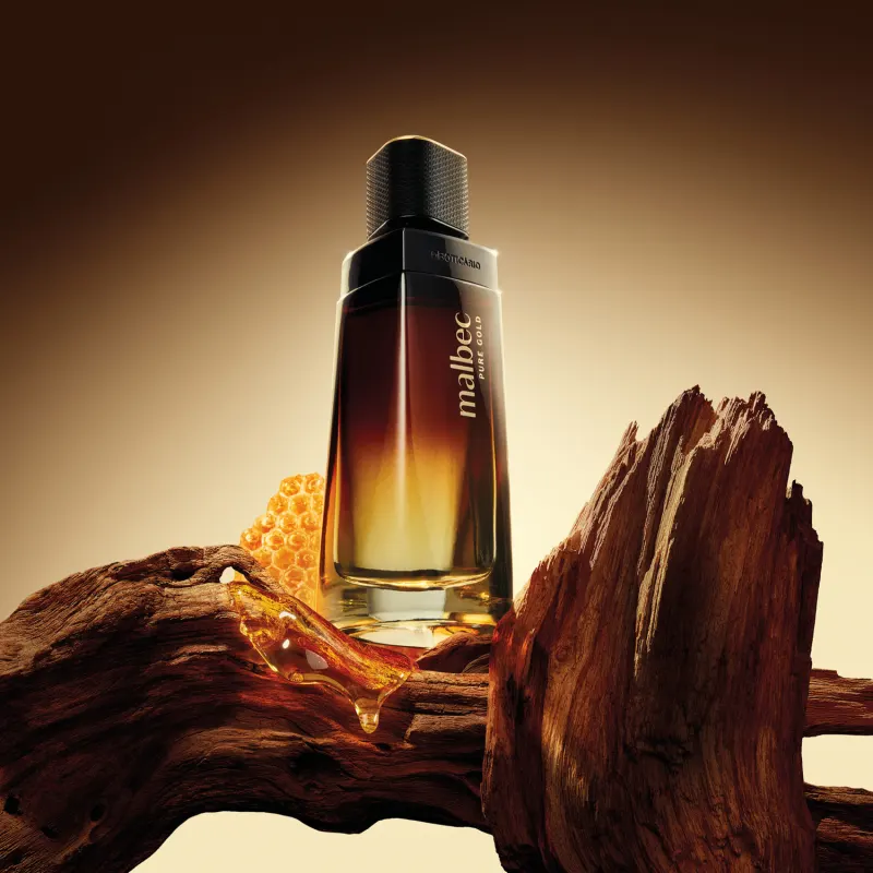 e6032666-0ae0-480a-8f19-dd5a51c435c1-bot-58506-malbec-pure-gold-desodorante-colonia-03.webp