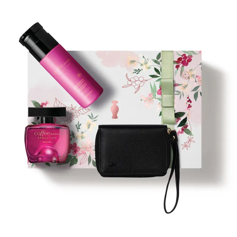 97c6a747-6ea9-4f62-a940-c728386f4cdb-bot-56048-coffee-seduction-colonia-creme-hidratante-carteira-angulada-02.webp