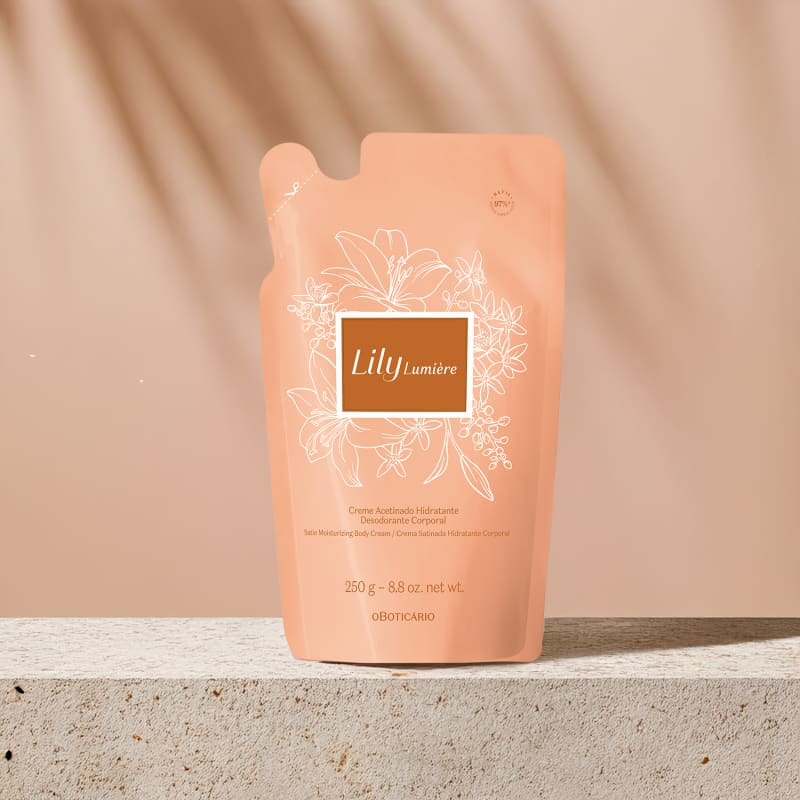 cae4813e-23a0-4bdb-8730-e98f06359043-bot-80849-lily-lumiere-locao-hidratante-refil-ambientado.webp